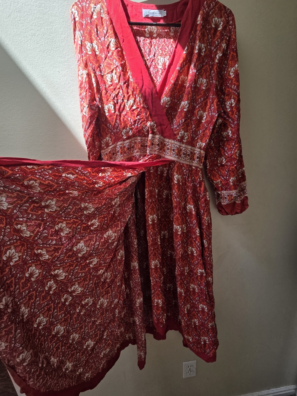 Red Floral Boho Wrap Midi Dress - Picture 5 of 7